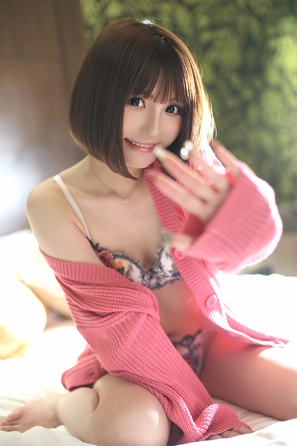 葵　リカ