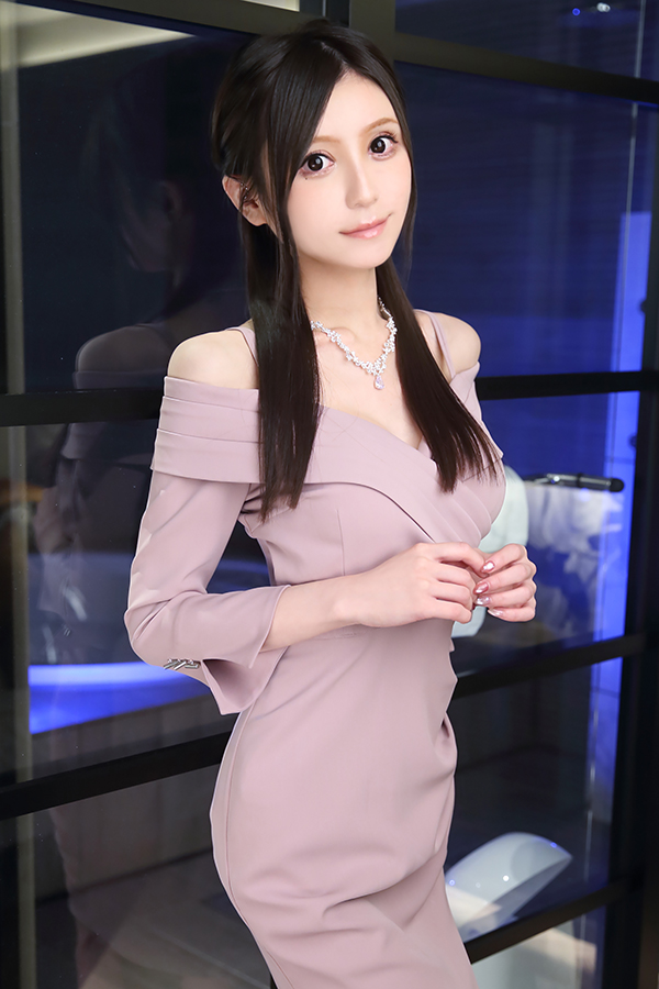 葵　リカ
